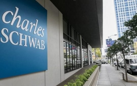 $10 trillion Charles Schwab plans to launch spot crypto trading in next 12 months, says CEO