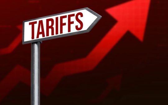 Arthur Hayes Champions Tariffs as a Path to Strengthen Bitcoin and Gold