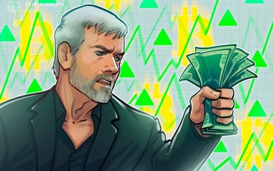 Saylor Hints Bitcoin Buy Amid Suit Over Strategy Losses