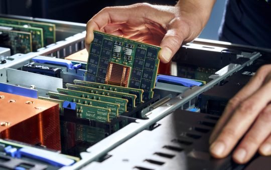 IBM Power11 Enterprise Servers: Zero Downtime AI Integration